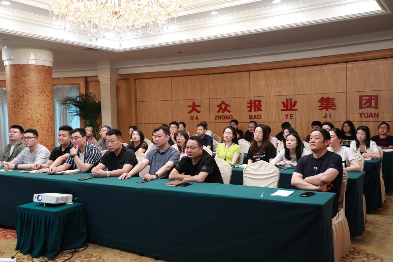 山东省互联网传媒集团开展消防安全培训和救援演练活动筑牢安全“防火墙”(图2)