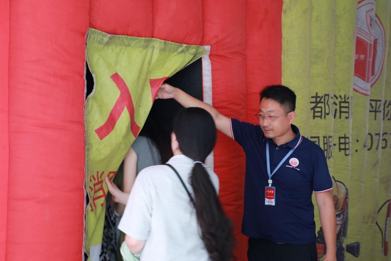 山东省互联网传媒集团开展消防安全培训和救援演练活动筑牢安全“防火墙”(图5)