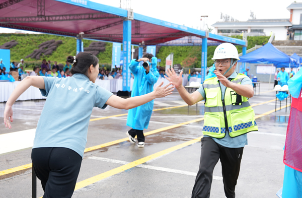 知识竞赛+应急演练贵州高速集团筑牢安全生产“防火墙”(图6)
