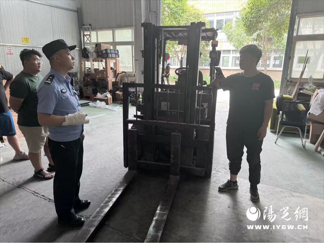 拧紧消防“安全阀”筑牢安全“防火墙”(图2)