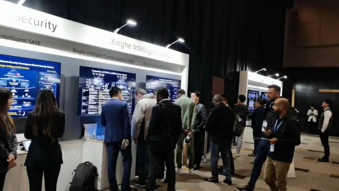 华为面向南部非洲发布星河AI网络解决方案助力南部非洲数智化发展(图3)