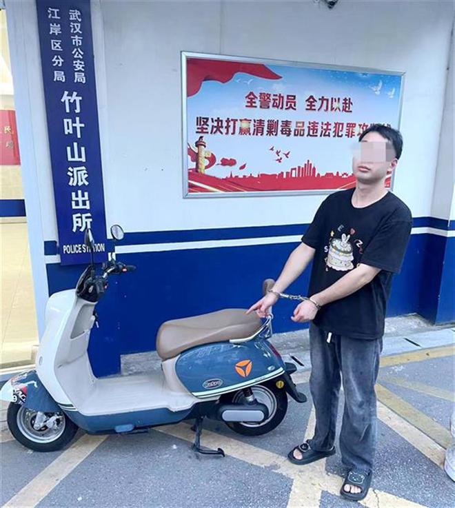 守护江岸平安筑牢夏夜“防火墙”(图4)