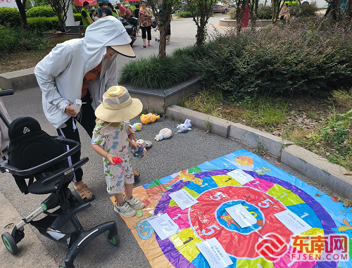 筑牢安全“防火墙”仓山区网络安全宣传进社区(图2)