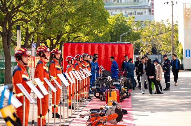 增强全民消防安全意识TA们共筑安全“防火墙”→(图3)