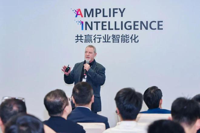 破解智能时代网络运维挑战华为推三大场景利器(图4)