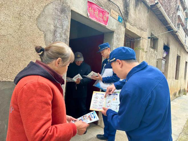 随州消防多措并举筑牢冬季消防安全“防火墙”(图2)