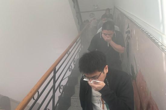百色烟草多管齐下筑牢安全管理“防火墙”(图2)