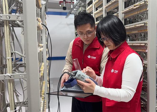 湖北联通青科突击队打造全光品质运力网络(图3)