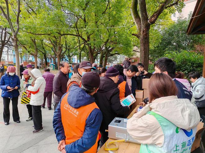 他们筑牢居家“防火墙”守护居民安“燃”无恙(图1)
