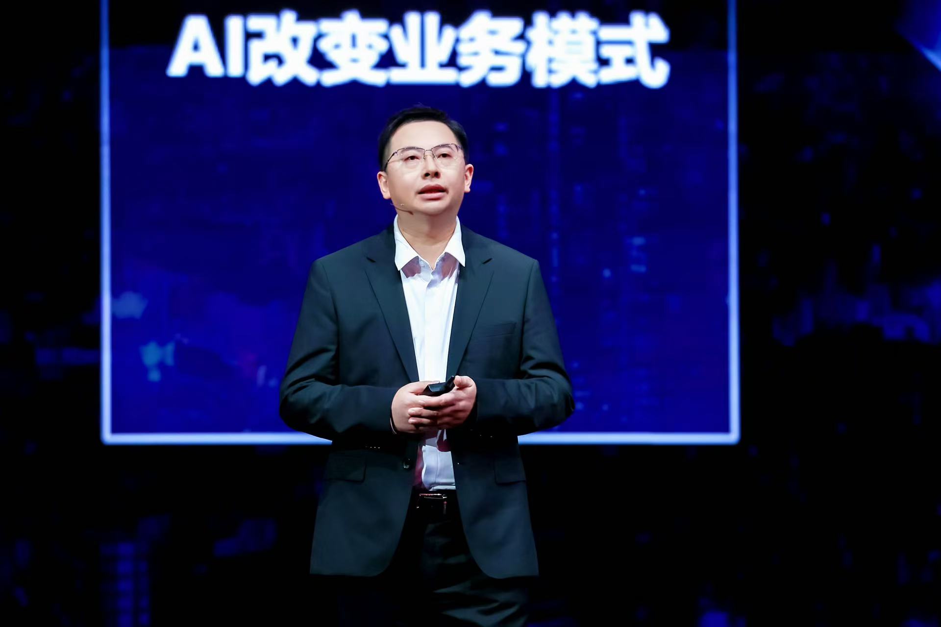 华为联合伙伴发布7大旗舰行业解决方案(图6)