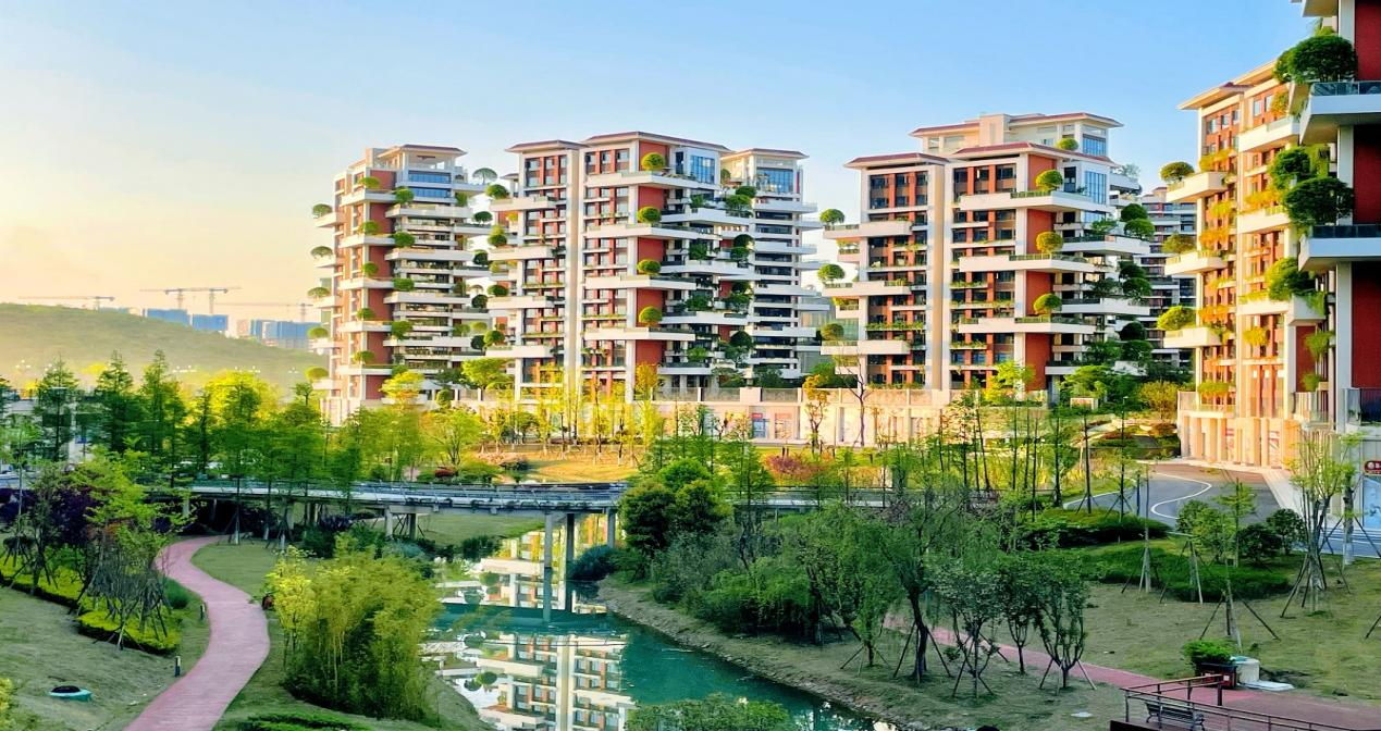 匠心筑家！中国铁建地产在贵州绘就“好房子”新画卷(图3)