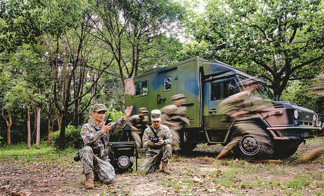 三伏探哨丨智慧巡检:无声守护“信息动脉”(图1)