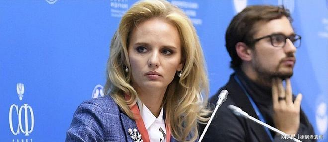 普京也有不如意：被前妻抛弃离婚长女婚姻不顺小女儿惨遭劈腿(图6)