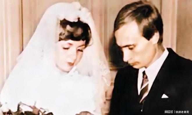 普京也有不如意：被前妻抛弃离婚长女婚姻不顺小女儿惨遭劈腿(图10)
