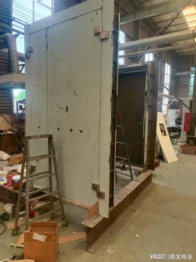 靠谱的银行金库门厂家实力盘点与选型指南(图1)